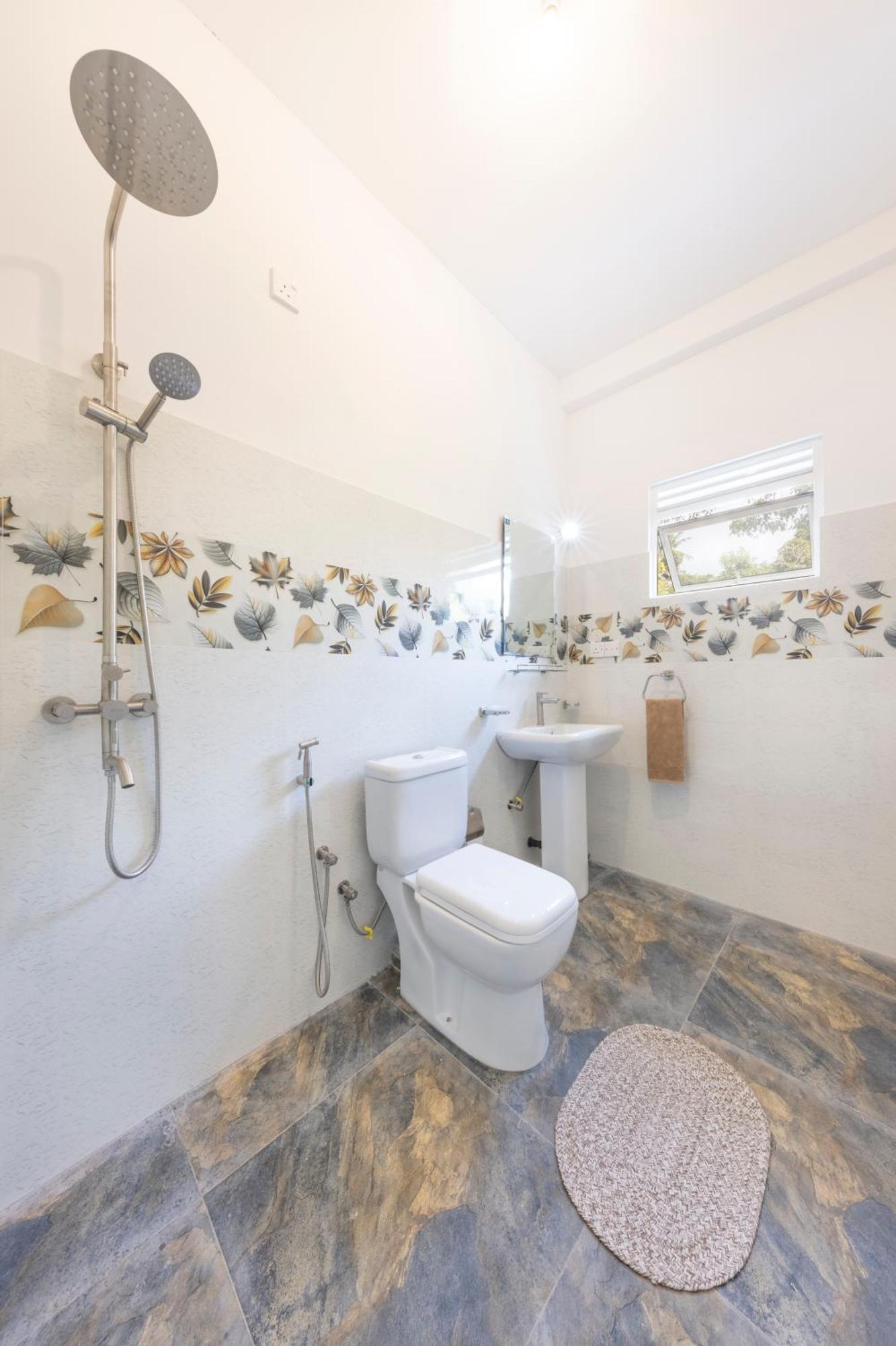 Makai Surf House Hotel Ahangama Ngoại thất bức ảnh