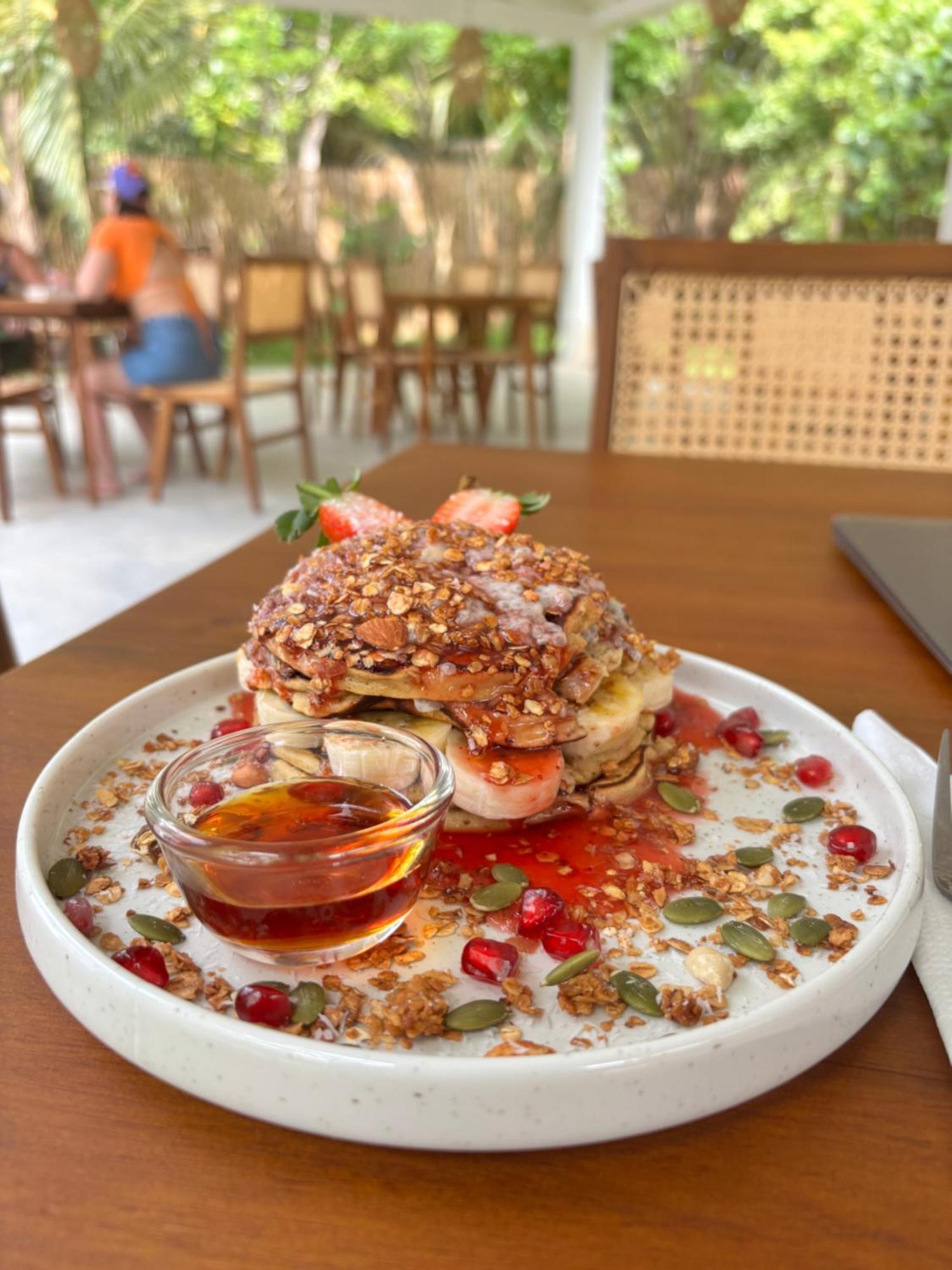Makai Surf House Hotel Ahangama Ngoại thất bức ảnh